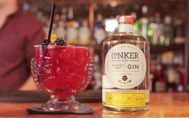 conker gin cocktail