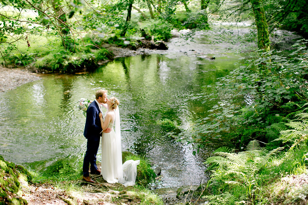 bride groom dartmoor riverside wedding 