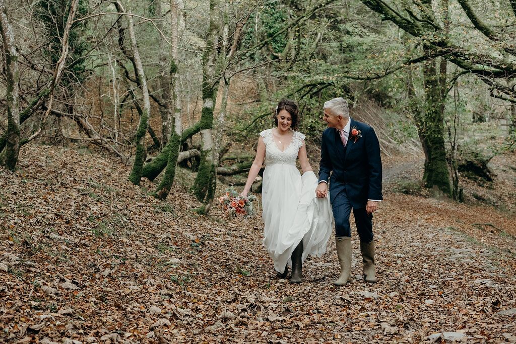 autumn styling bride and groom