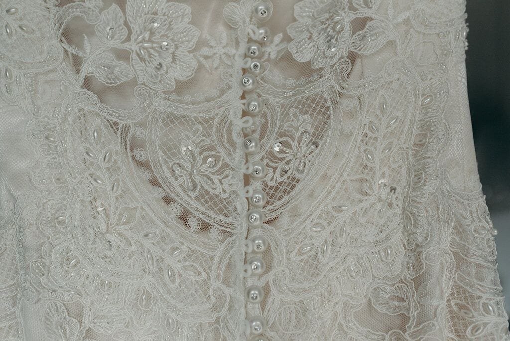 vintage lace elopement wedding dress