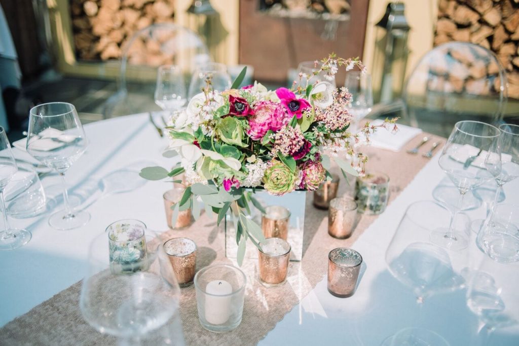 rose gold and raspberry elopement wedding table