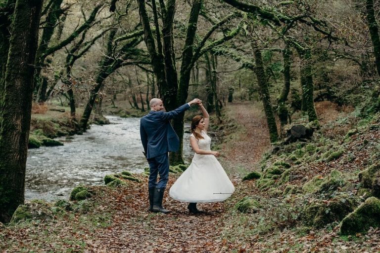 photo spots elopement weddings ever after blog post woodlands