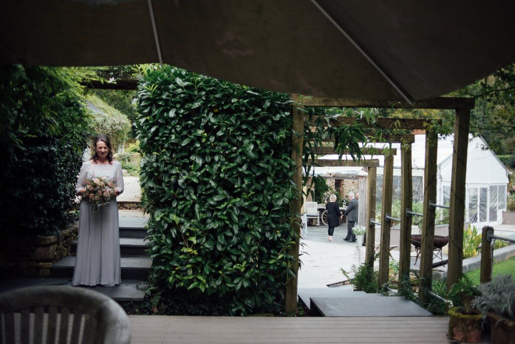 throwback to bride walking down to ceremony 