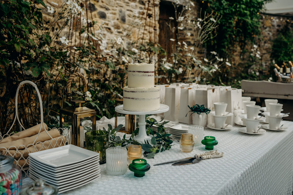 white elopement wedding cakes white sequin table runner white glass cake stand 