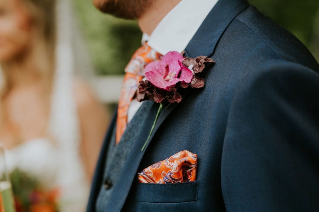 buttonholes at ever after
