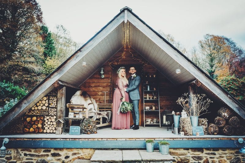 georgia's wedding blog couple above wedding barn